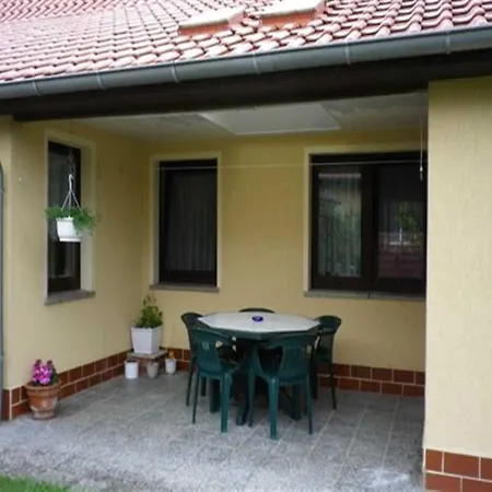 Ganz 1 Apartment Vipperow